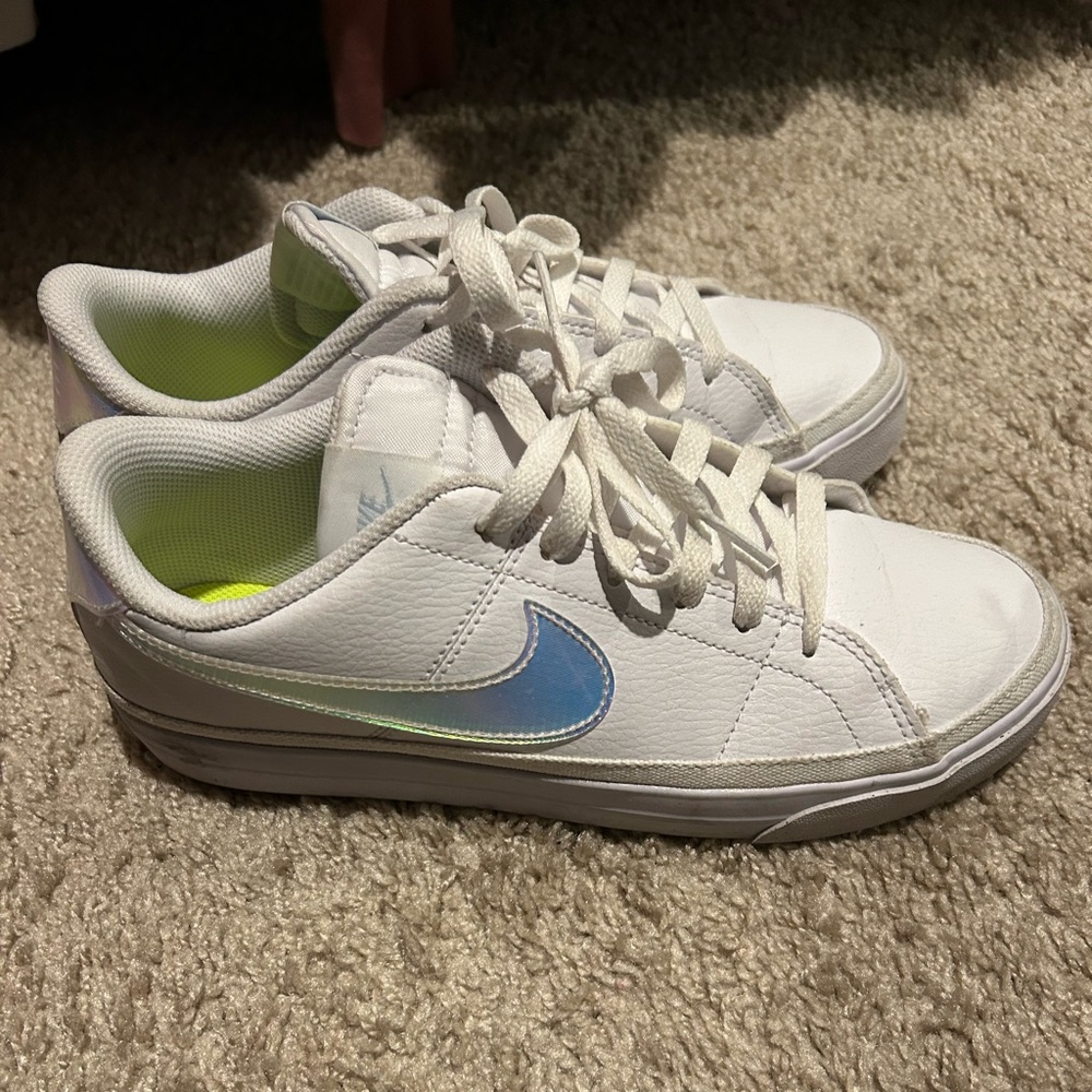 Nike Court Legacy